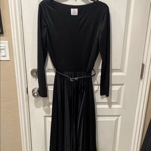 Elegant Black Long Sleeve Dress